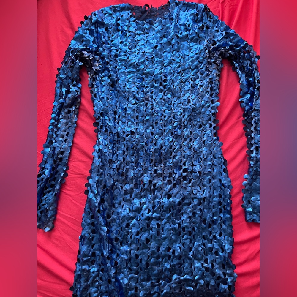 dress - Picture 2 of 2